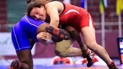  سمر حمزة تدخل التاريخ كأول مصرية تحصد فضية بطولة العالم للمصارعة