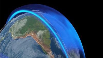 أستاذ نانو تكنولوجي: تآكل الأوزون بسبب القصف يهدد البشر بسرطان الجلد