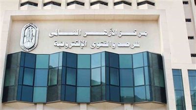 هل تجوز صلة الرحم عن طريق السوشيال ميديا؟ عضو 