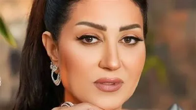 مؤلفة مسلسل 