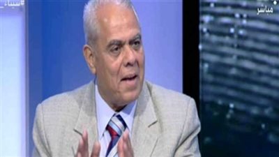 أستاذ مناهج يوضح سبب انخفاض الحد الأدنى للقبول بالجامعات (فيديو)