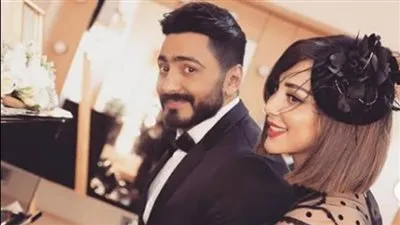 بسمه بوسيل تعود لمتابعة تامر حسني بعد حذف صورهما 