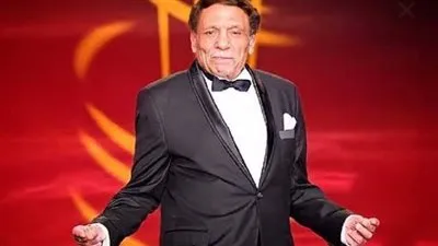 خالد سرحان: عادل إمام لم يصاب بالزهايمر ويسخر من صفحات الشائعات حول صحته