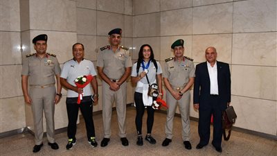 القوات المسلحة تستقبل الأبطال الرياضيين المشاركين فى بطولة العالم للمصارعة بدولة صربيا