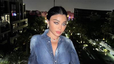 بإطلالة أنيقة.. هيفاء وهبي تتألق بأحدث ظهور لها 