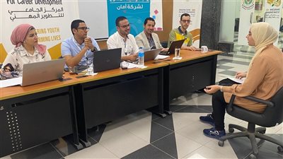 ندوة عن فعاليات التعريف بمتطلبات سوق العمل وخدمات التطوير المهني والتوظيف بجامعة المنصورة 