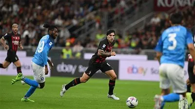 أهداف مباراة ميلان ونابولي اليوم الأحد في الدوري الإيطالي