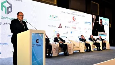 وزير الصناعة: مصر تدعم تعزيز التعاون الاقتصادي مع لبنان في كافة المجالات 