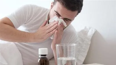 مستشار الرئيس يوجه مناشدة إلى مصابي نزلات البرد