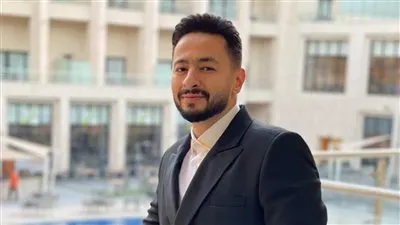 بصورة من الكواليس.. حمادة هلال يستعيد ذكريات أغنية 