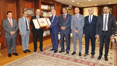 رئيس النيابة الإدارية يستقبل المستشار حسن شبار