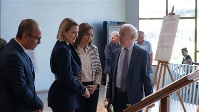  وزيرتا ثقافة مصر وألبانيا تفتتحان معرض 