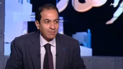 أستاذ تمويل: إبداع الشعب المصري يظهر في الأزمات.. ونحتاج أفكار المواطن العادي