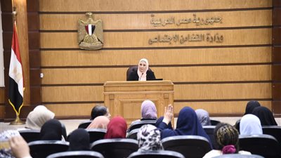القباج تلتقى الأمهات المثاليات وتفتح باب التطوع لهن في أنشطة وبرامج 
