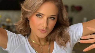 أول ظهور لنيللي كريم دون زوجها بمهرجان القاهرة للدراما