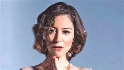 منة شلبي تفوز بجائزة أفضل ممثلة في مهرجان القاهرة الدولي للدراما 