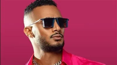 هنزل دون حراسة.. محمد رمضان يتحدى محافظا سابقا