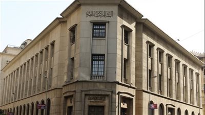 خبير اقتصادي: هذا ما لجأ إليه البنك المركزي بعد تثبيت سعر الفائدة لمواجهة التضخم 