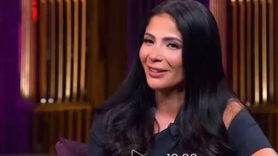 منى زكي تكشف عن موقف محرج لها عند التقديم في معهد الفنون المسرحية 