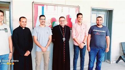 نيافة الأنبا بشارة يلتقي الشمامسة الإكليريكيين بالإيبارشية