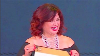 إلهام شاهين تكشف تفاصيل توثيق وصيتها للتبرع بأعضائها بعد الوفاة (فيديو)