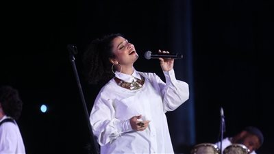 نسمة محجوب باداء متجدد ونجوم الاوبرا بمؤلفات عالمية