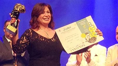 إلهام شاهين تفتخر بتكريمها في مهرجان الإسكندرية المسرحي 