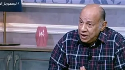 عيد أبو الحمد: مكنتش بعرف أقرأ.. وشقيق توفيق الدقن شتمني وطردني