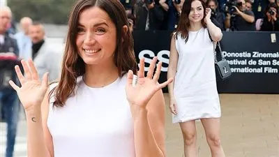 آنا دي أرماس تحتفل بالعرض الخاص لـ Blonde