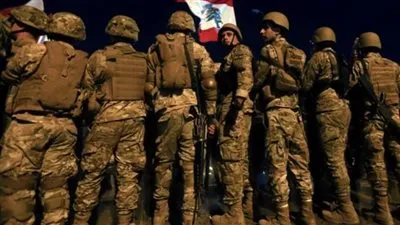 الجيش اللبناني يطلق الغاز المسيل للدموع على قوات إسرائيلية ردا على قنبلة دخان أطلقتها