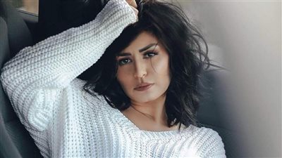 منة فضالي تشارك جمهورها بصورة لـ 