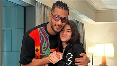 بالصور.. محمد رمضان يحتفل بعيد ميلاد ابنته حنين