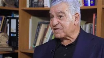 زاهى حواس: تمثال شامبليون المسيء للفراعنة مزري وغير مقبول.. ومطلوب تحرك الآثار