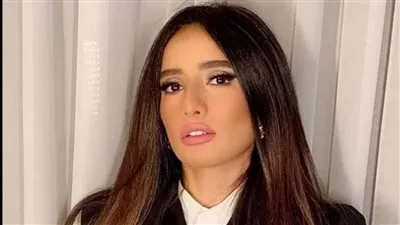 زينة: اتحرمت من شغلي 5 سنين ومكنتش فاهمة في إيه.. ودلوقتي أمنيتي أعيش في سلام