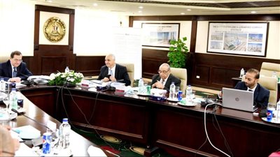 البترول: الإنتاج المحلي من المواد البتروكيماوية يزيد عن4.3 مليون طن سنويًا