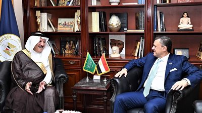 سفير السعودية بالقاهرة يلتقي بوزير السياحة والآثار المصري