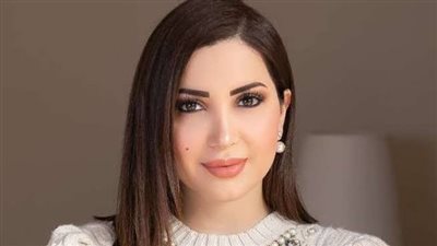 شاهد.. نسرين طافش تخطف الأنظار برفقة قطتها في أحدث ظهور