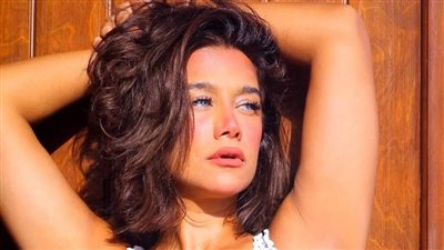 راندا عبد السلام تتألق في أحدث إطلالة لها