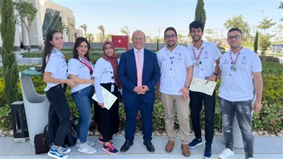 فوز كلية علوم وهندسة الحاسب بجامعة المنصورة الجديدة بالمركز الثاني فى هاكثون التغير المناخي 