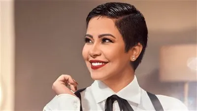 إقبال جماهيري كبير على الحفل.. ومفاجآت ضخمة من نجمة الغناء العربي 