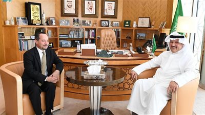 سفير المملكة لدى مصر يلتقي القائم بأعمال السفير الأمريكي بالقاهرة