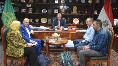 محافظ القليوبية يتابع الموقف التنفيذي لمشروعات حياة كريمة بالمحافظة