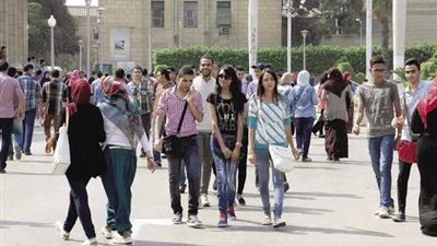 حقيقة مد الفصل الدراسي الأول بالجامعات 