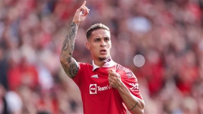 أنتوني يسجل الهدف الأول لمانشستر يونايتد أمام مانشستر سيتي 