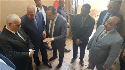 وزير التربية والتعليم ومحافظ الجيزة يتفقدان مدرسة المعتمدية بكرداسة 