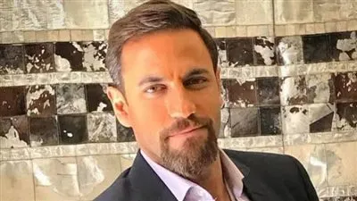 نيكولا معوض يشارك جمهوره أحدث ظهور له برفقة أسرته 