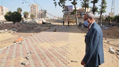 صور.. محافظ القليوبية يتابع المشروعات الجاري تنفيذها بمدينة بنها