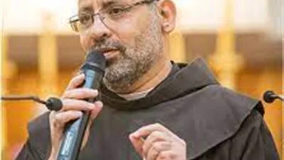 الخادم الإقليمي للرهبنة الفرنسيسكانية بمصر يهنىء الرهبان بعيد القديس فرنسيس