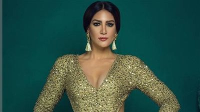 إيمي سلطان تحيي أول حفل رقص شرقي موسيقي في الجامعة الأمريكية بالقاهرة