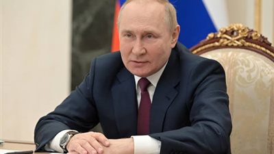 عاجل.. بوتين يأمر بنقل إدارة محطة زبوروجيه النووية إلى روسيا